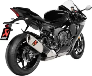 Silencieux Akrapovic Slip-On Line - Yamaha YZF-R1 (2015-2024) - Titane et Carbone