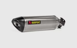 Silencieux Slip-On Kawasaki Ninja 1100 SX 2025 – Titane & Carbone – Akrapovic – Homologué ECE